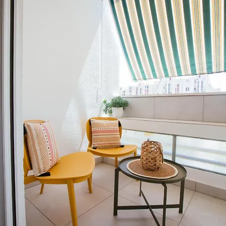 شقة Charming In *